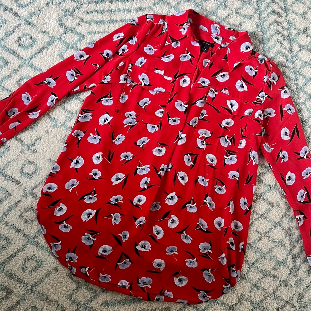 Ann Taylor long sleeve blouse